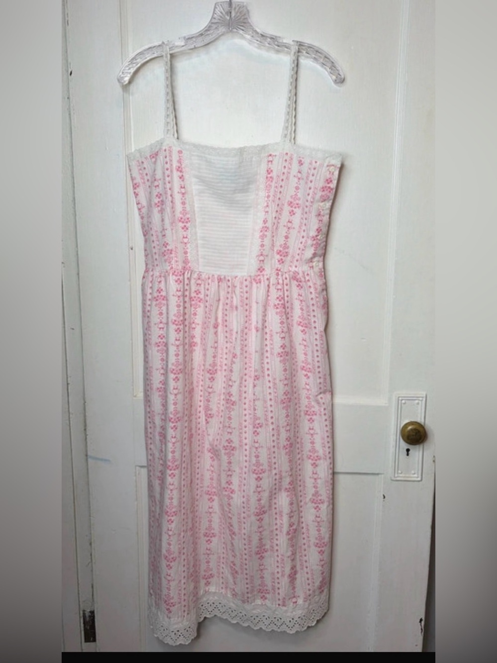 Lanz of Salzburg Size M White & Pink Floral Cotton Nightgown with Lace Trim